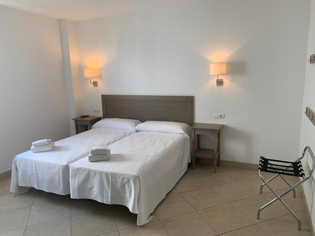 Hostal Tarifa -Recepcion Abierta Las 24H- Eksteriør billede