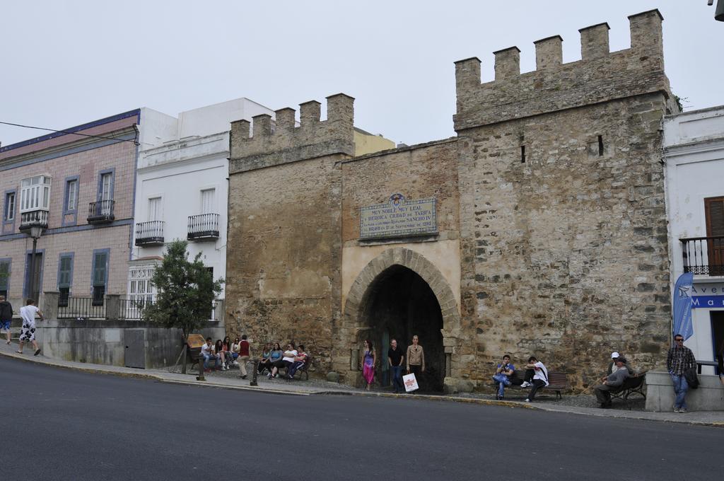 Hostal Tarifa -Recepcion Abierta Las 24H- Eksteriør billede