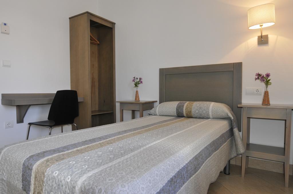 Hostal Tarifa -Recepcion Abierta Las 24H- Eksteriør billede