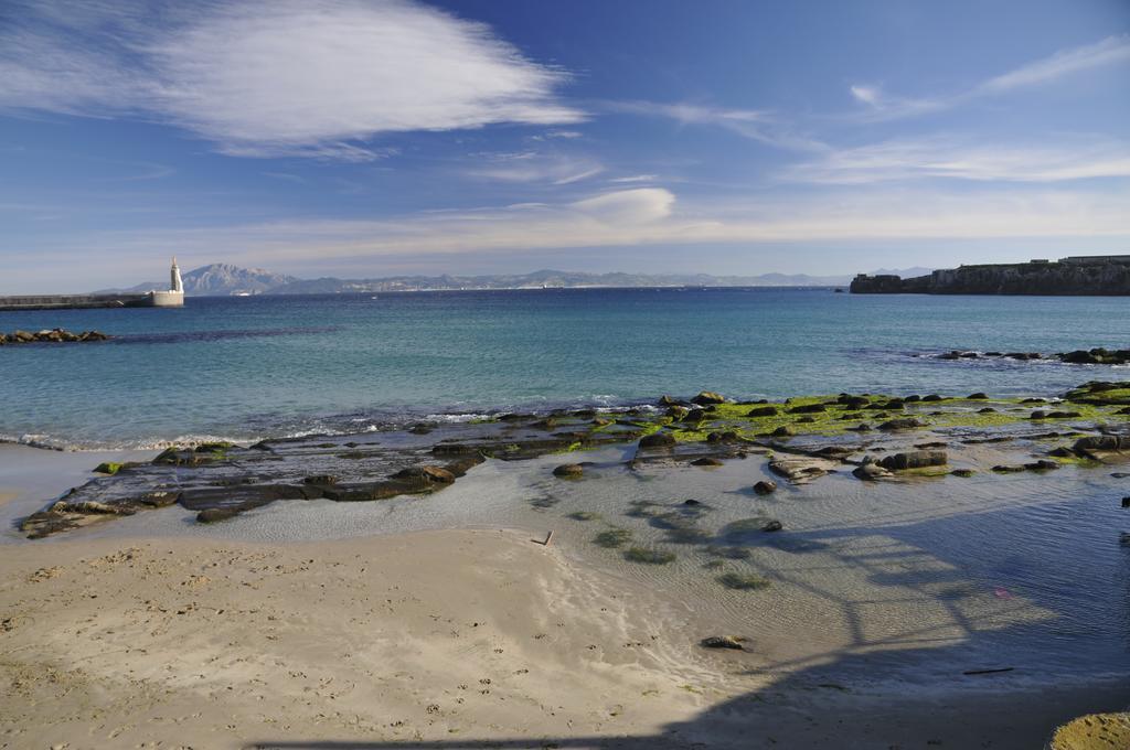Hostal Tarifa -Recepcion Abierta Las 24H- Eksteriør billede