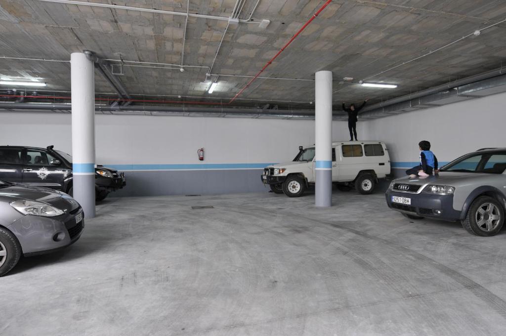 Hostal Tarifa -Recepcion Abierta Las 24H- Eksteriør billede